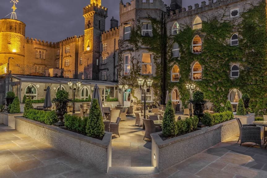 Mocktail hour setting